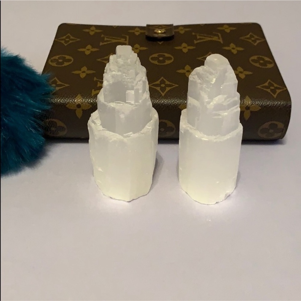 Large Selenite Tower. Brand New - Picture 2 of 5